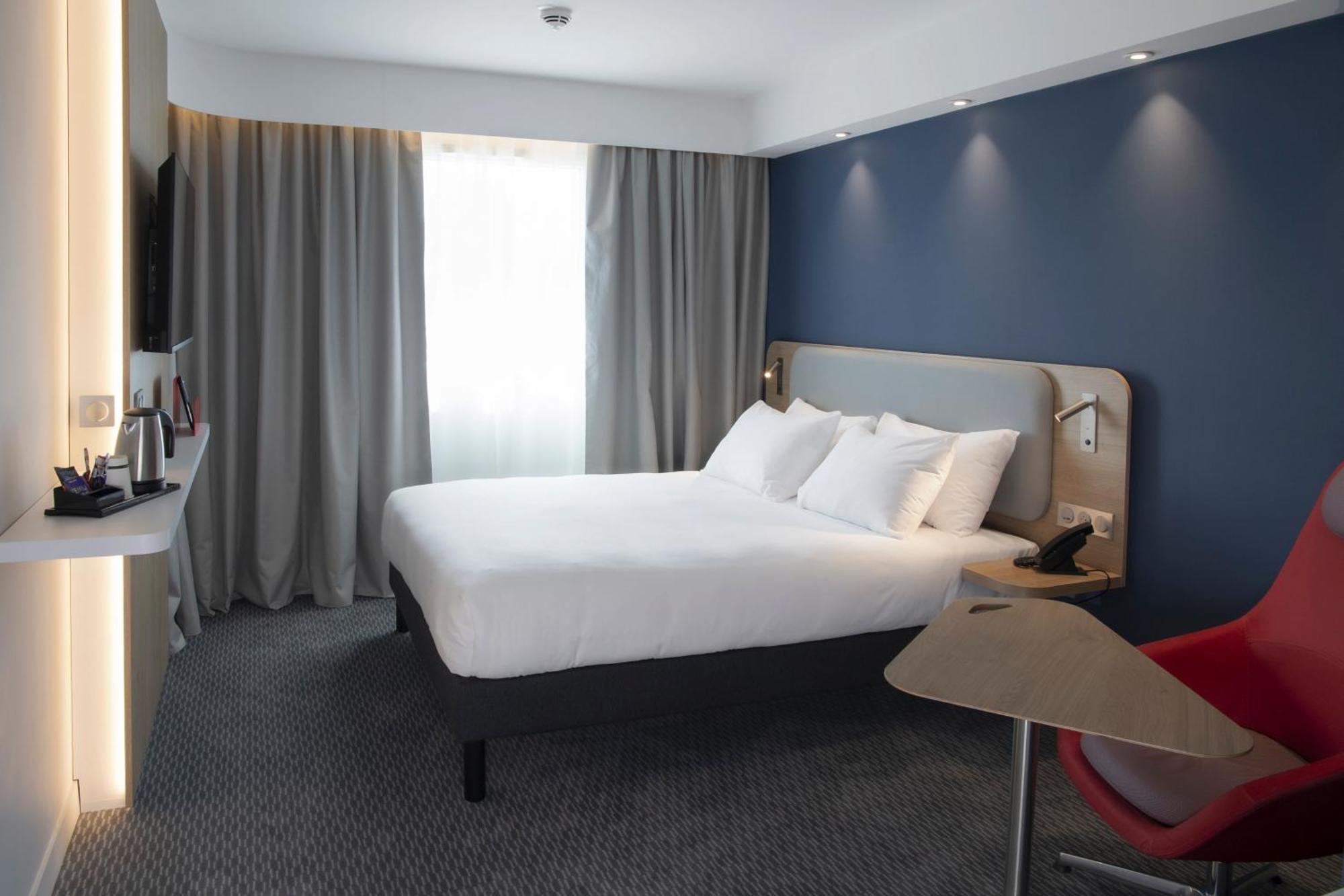 Holiday Inn Express Caen Epron By Ihg エクステリア 写真