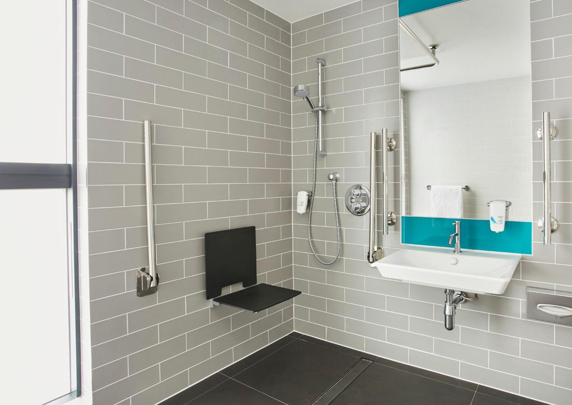 Holiday Inn Express Caen Epron By Ihg エクステリア 写真