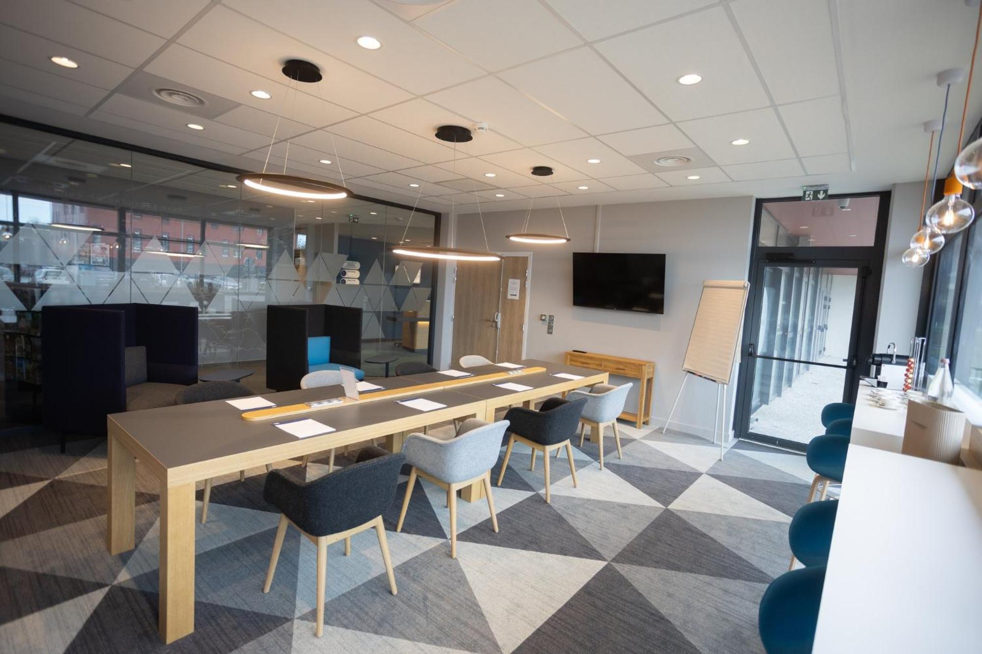 Holiday Inn Express Caen Epron By Ihg エクステリア 写真