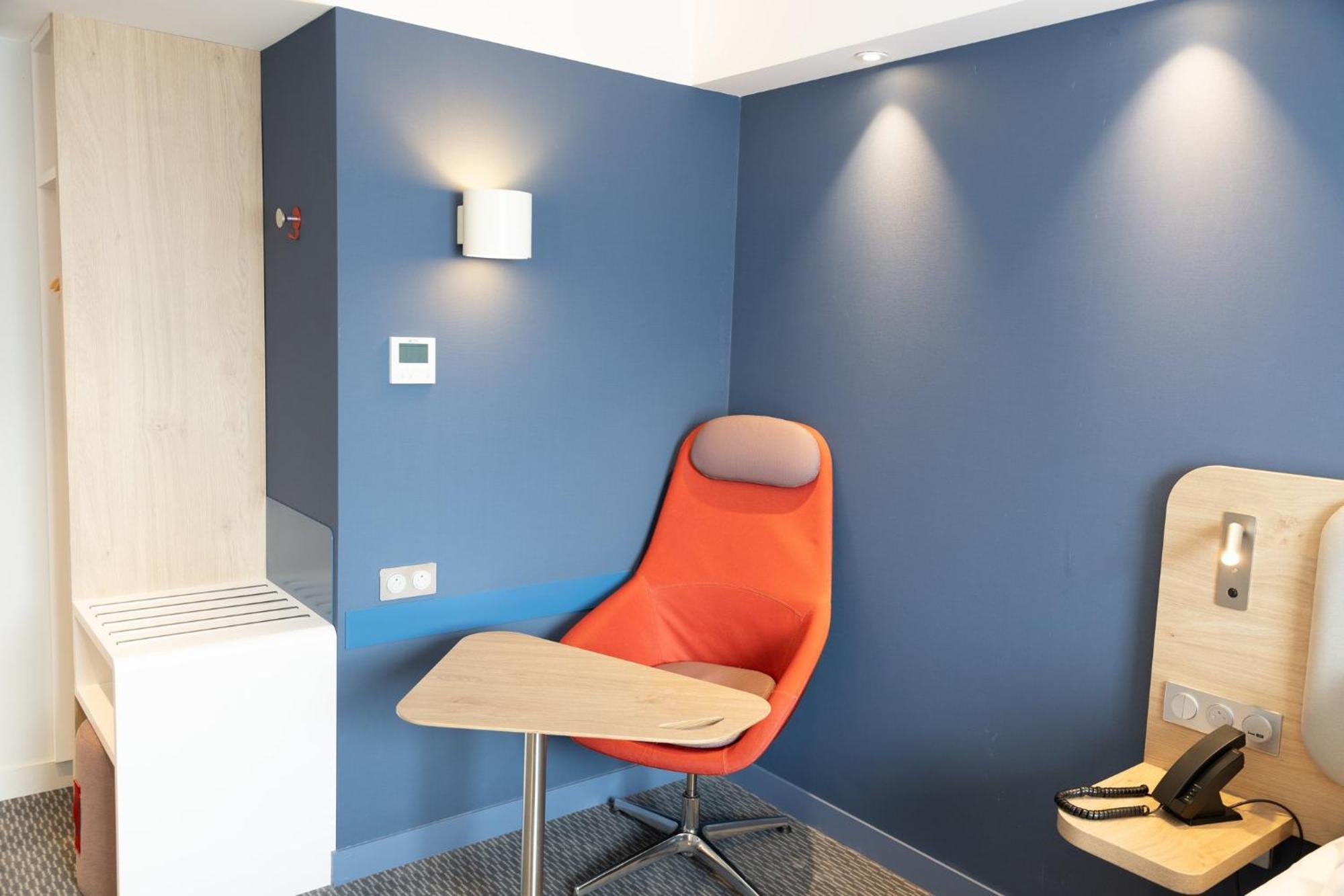 Holiday Inn Express Caen Epron By Ihg エクステリア 写真