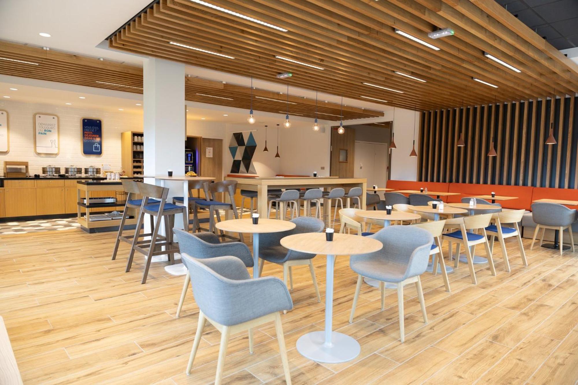 Holiday Inn Express Caen Epron By Ihg エクステリア 写真